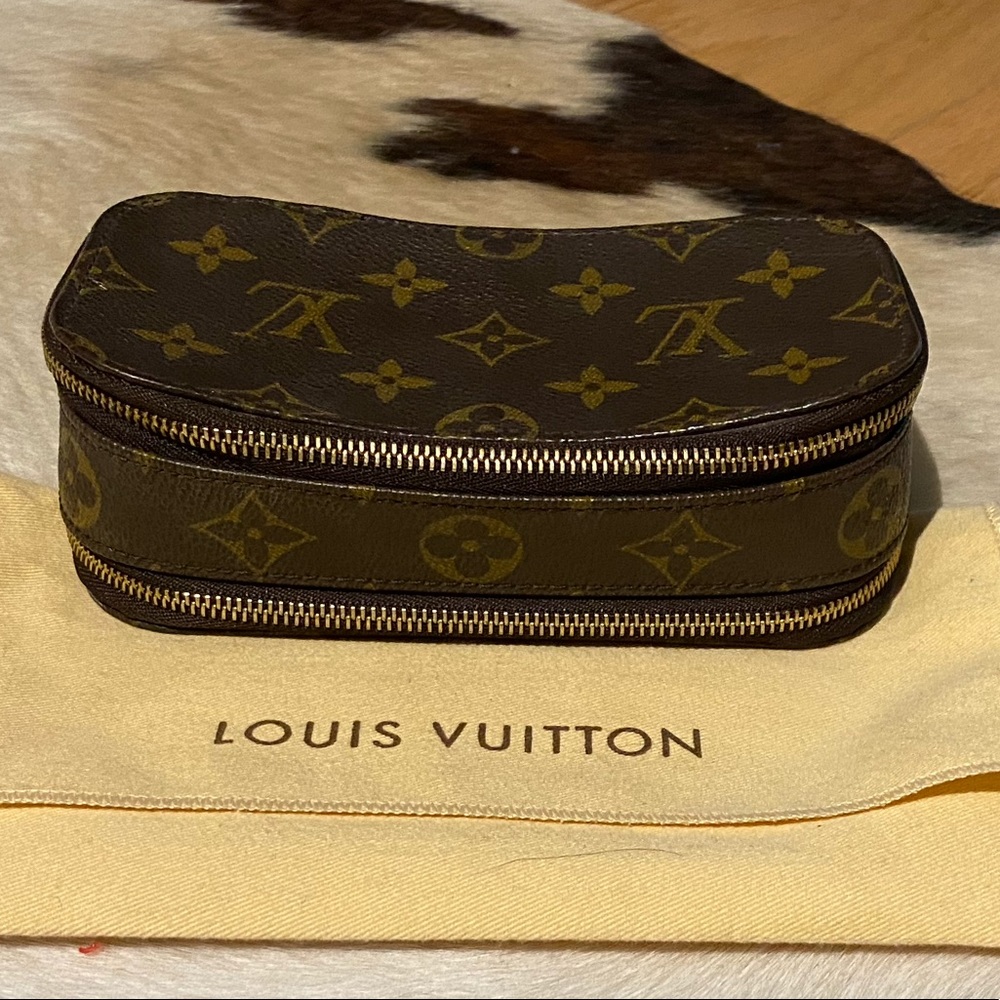 Louis Vuitton blushcase